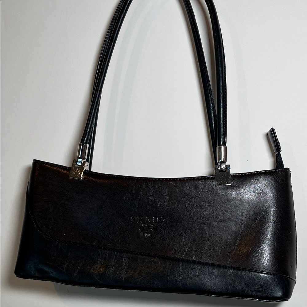 Prada Elegant Black Leather Shoulder Bag